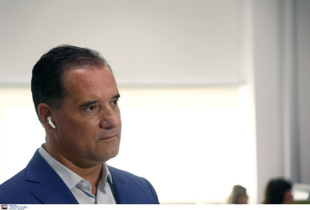 Καταγγελία για «φακελάκι» από χειρουργό σε δημόσιο νοσοκομείο - Παρέμβαση Γεωργιάδη και εντολή για ΕΔΕ
