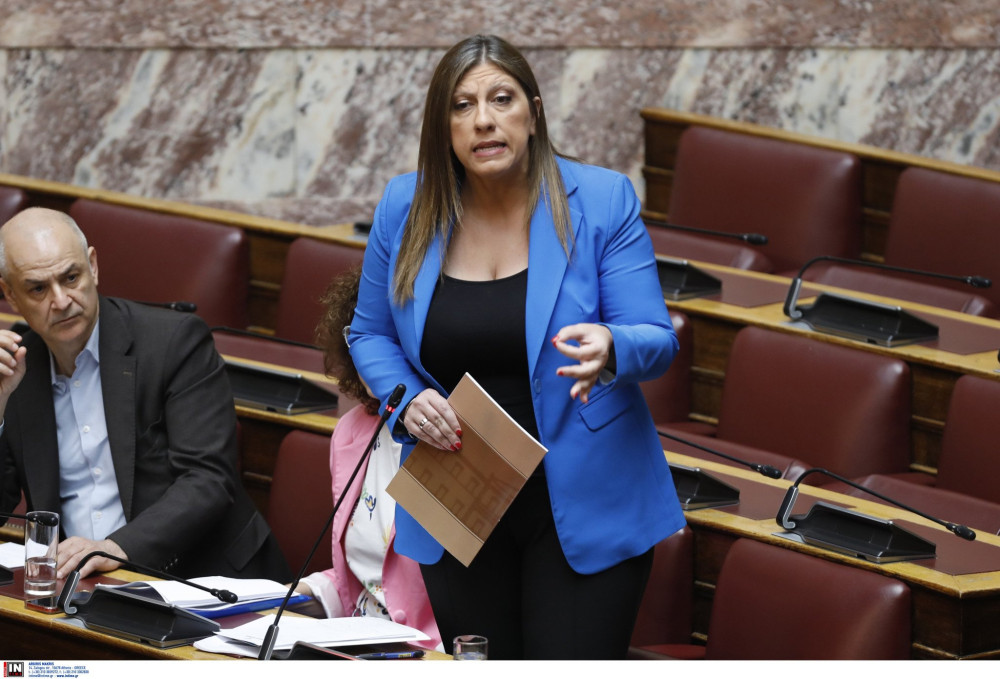 Ζωή Κωνσταντοπούλου: τσακώνεται και με τον ίσκιο της