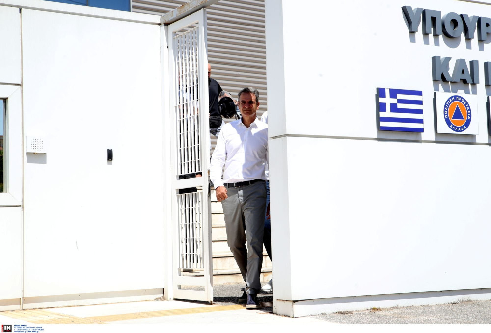 Στην Πολιτική Προστασία ο Μητσοτάκης - Σύσκεψη για την πορεία αντιμετώπισης των πυρκαγιών