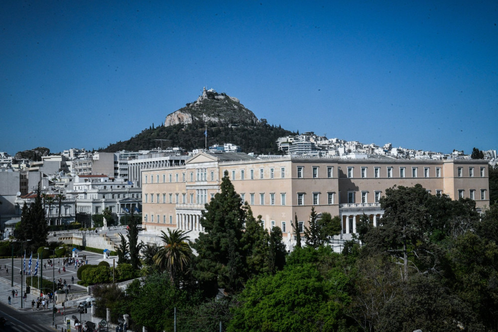 Σε αυξημένη επιφυλακή ο Δήμος Αθηναίων – Κλείνει προληπτικά ο Λυκαβηττός λόγω πολύ υψηλού κινδύνου πυρκαγιάς