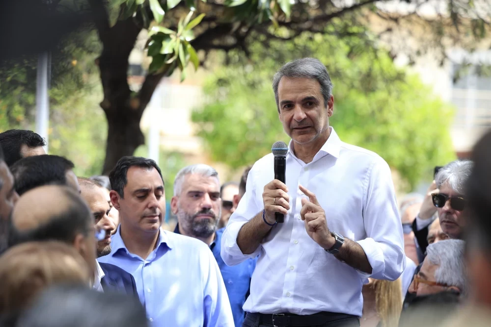 Όταν ένας δήμαρχος και στέλεχος του ΠΑΣΟΚ συγχαίρει τον Κυριάκο Μητσοτάκη