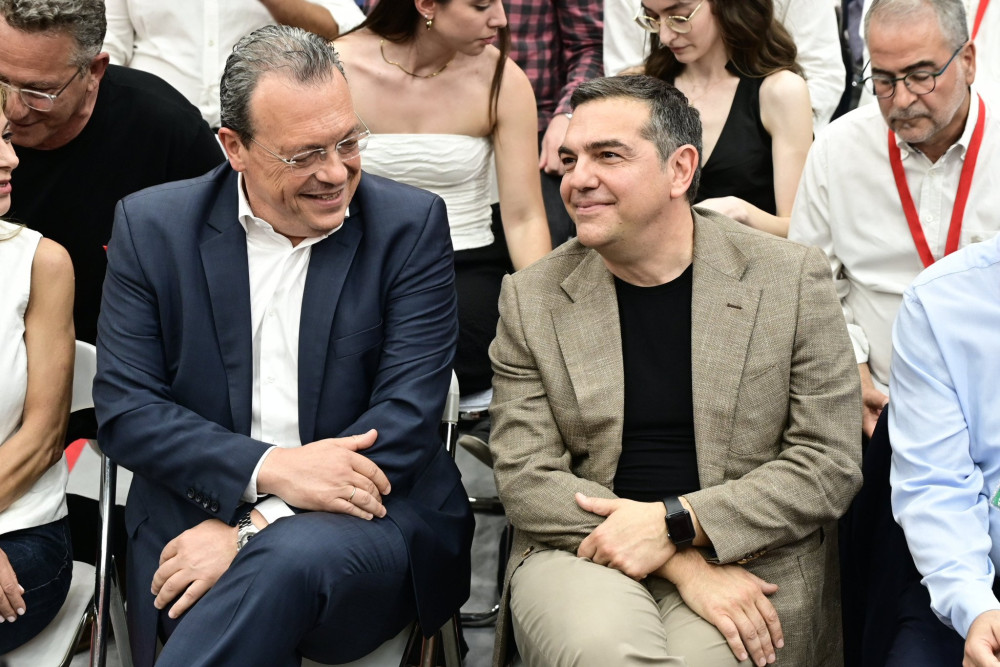 Η αγωνία του ΣΥΡΙΖΑ μπροστά στην επανεμφάνιση Τσίπρα