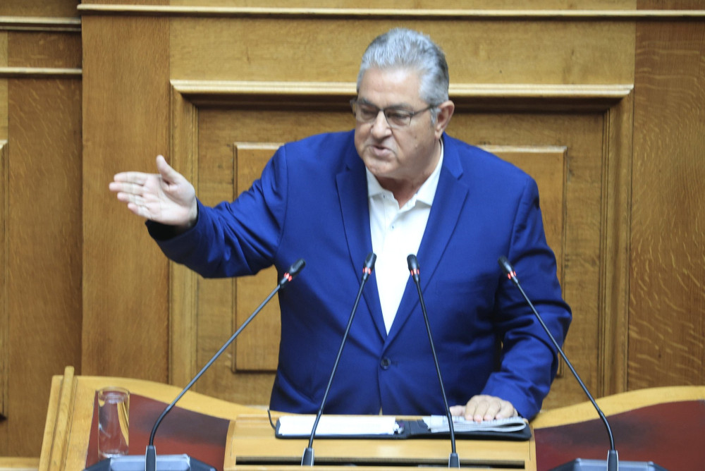 Κουτσούμπας: Η ρητορική του παλαιοκομματικού λαϊκισμού με φόντο την «κακή δεξιά»
