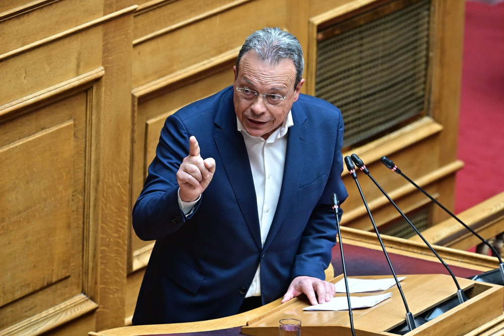 Ο Σωκράτης της φαντασίας και το κόμμα του παραλόγου