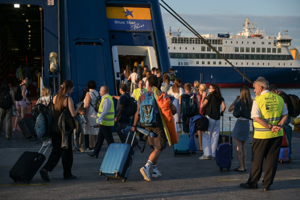 Εκπτώσεις έως 50% σε εισιτήρια για αναπληρωτές εκπαιδευτικούς την περίοδο του Πάσχα