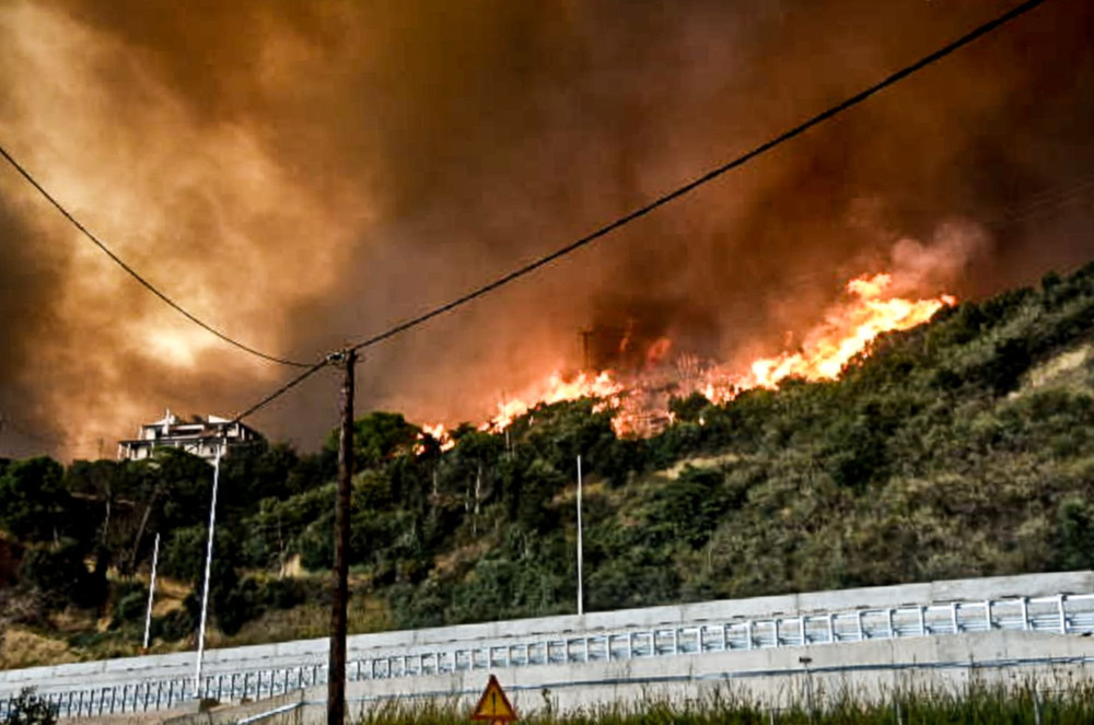 ΥΠΠΟ: Περιορισμένες οι ζημιές από τη φωτιά στον αρχαιολογικό χώρο της Βούντενης