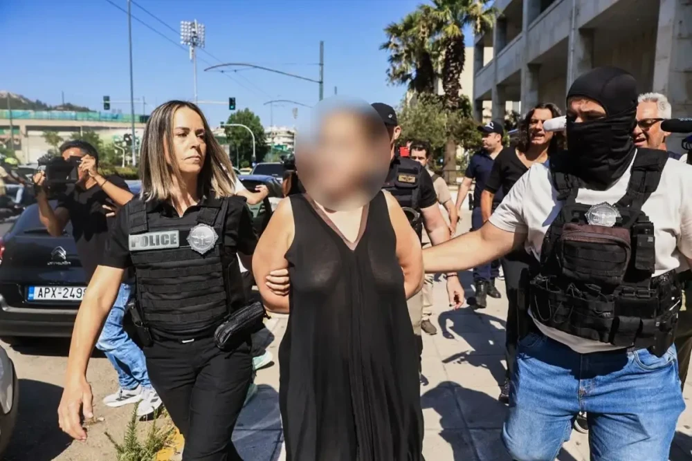 Τη Δευτέρα απολογούνται οι πέντε κατηγορούμενοι για τη δολοφονία του καθηγητή στην Αγία Παρασκευή