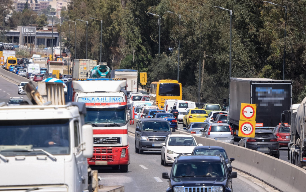 «Στοπ» δεν είναι απλώς μια λέξη – Ρεπορτάζ για την οδηγική κουλτούρα του Έλληνα
