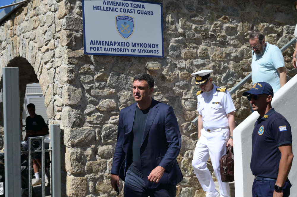 Κικίλιας από Μύκονο: Σε φάση ολοκλήρωσης οι εργασίες στο παλιό λιμάνι (photos)