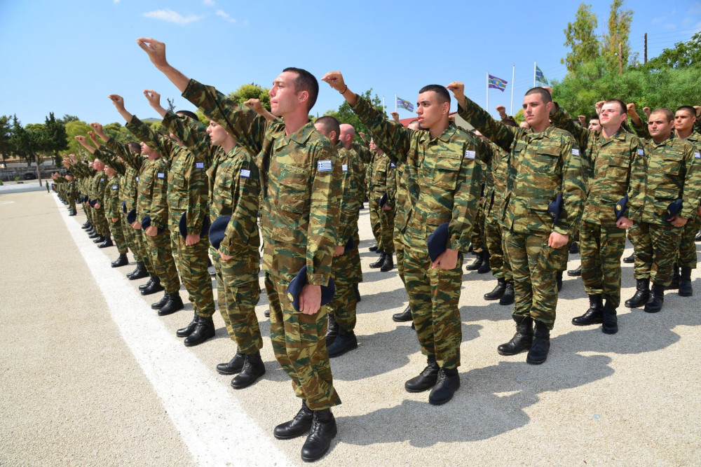 Το σχέδιο της κυβέρνησης για τις Ένοπλες Δυνάμεις - 45 συγχωνεύσεις στρατοπέδων, αυξήσεις στους οπλίτες