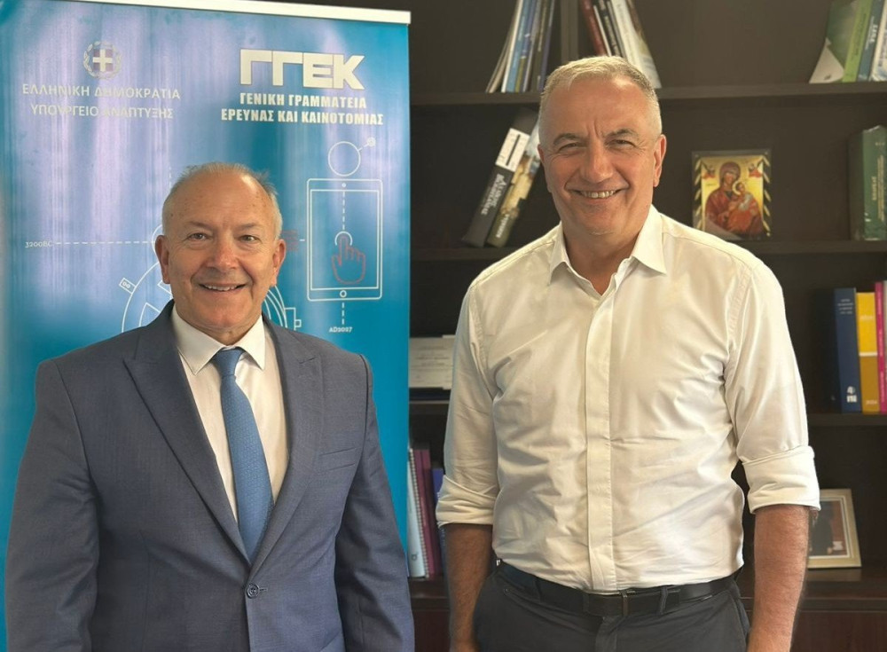Συνάντηση Καλαφάτη - Γκίκα για τη βιώσιμη ανάπτυξη των νησιών
