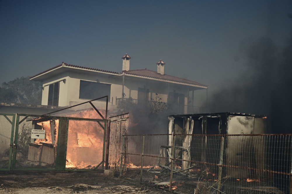 Φωτιά Κερατέα: σε λειτουργία από το υπ. Πολιτικής Προστασίας πλατφόρμα για τη φιλοξενία πυρόπληκτων