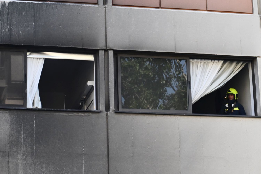 Χολαργός: φωτιά σε ιδιωτική κλινική - Μεγάλη κινητοποίηση της πυροσβεστικής