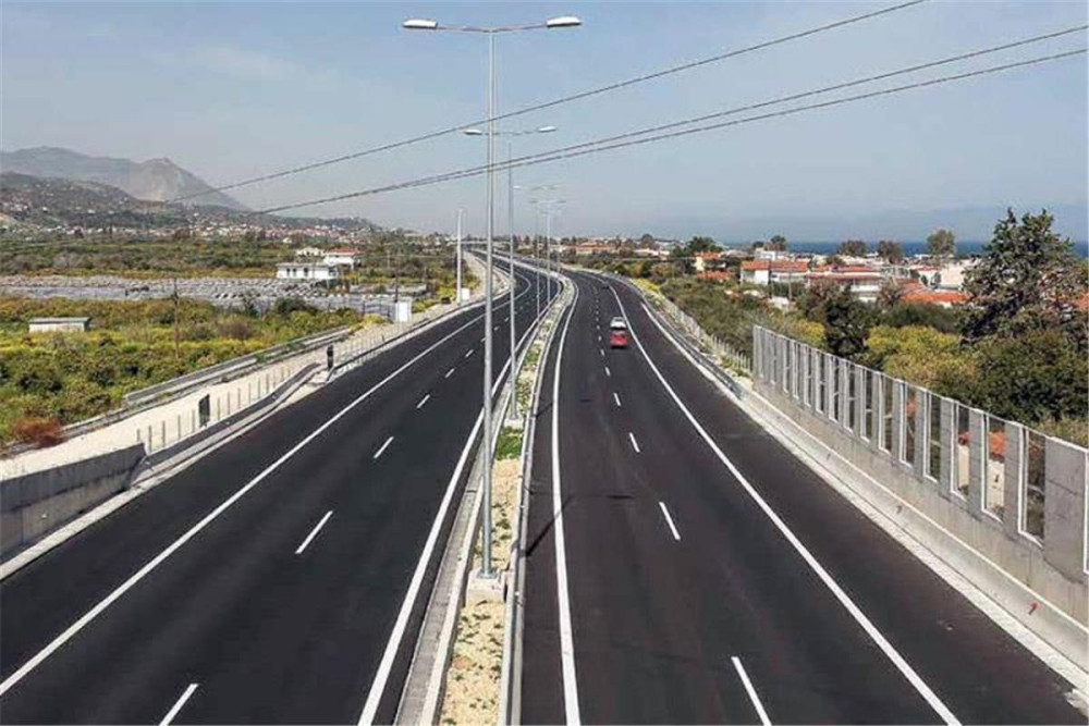 Δρόμος Πάτρα-Πύργος: πώς η κυβέρνηση έλυσε τον γόρδιο δεσμό