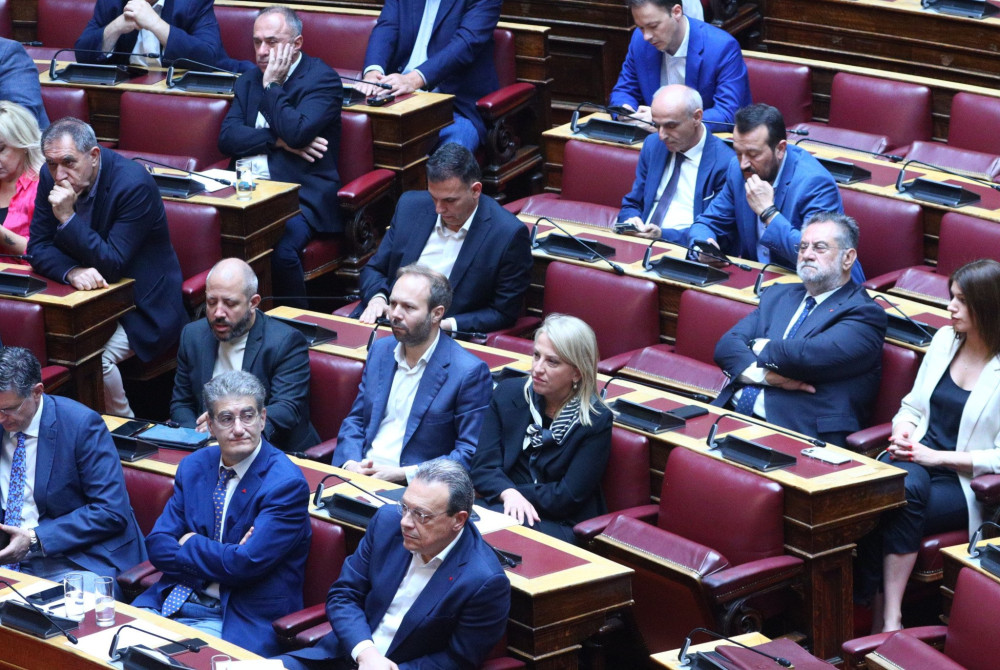 Διπλωματία «made in ΝΔ» – Κοινοβουλευτικά show «made in ΣΥΡΙΖΑ»