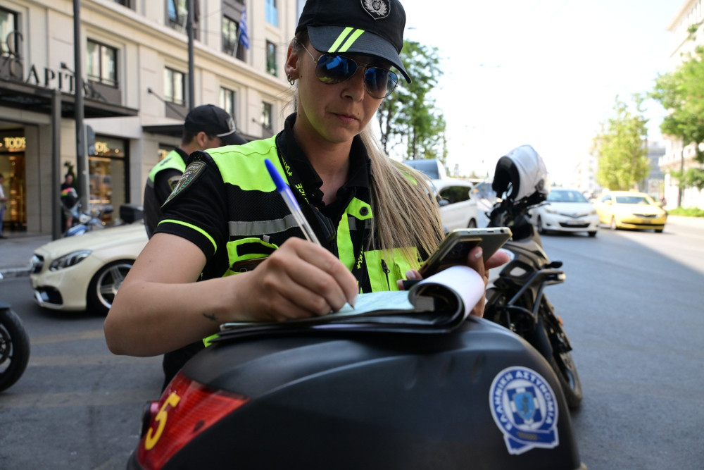 Αυστηροί έλεγχοι από την ΕΛΑΣ: πάνω από 2.800 πρόστιμα σε μία εβδομάδα