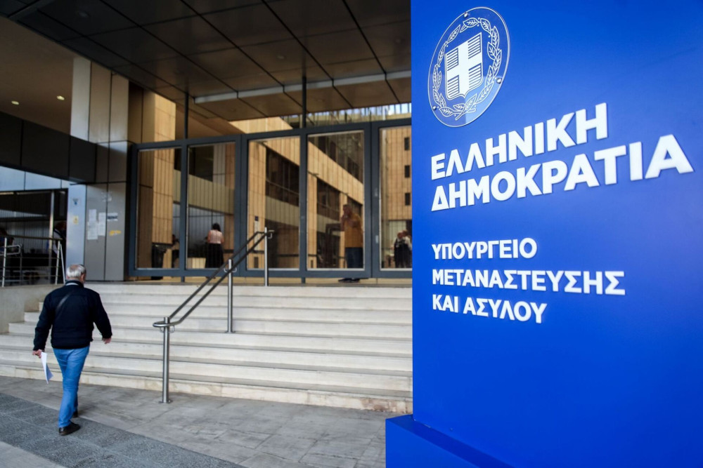 Πηγές υπ. Μετανάστευσης: Αύξηση της νόμιμης μετανάστευσης - Στις 64.095 οι εγκεκριμένες αιτήσεις