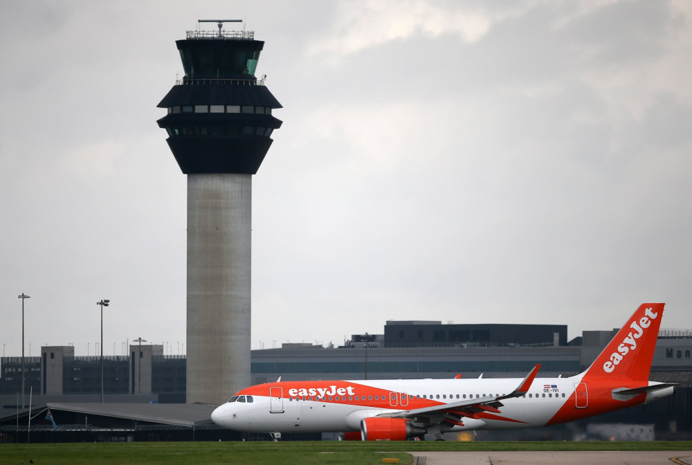 Σύγκρουση αεροσκαφών της EasyJet στο Μάντσεστερ – Προσωρινή αναστολή πτήσεων (video)