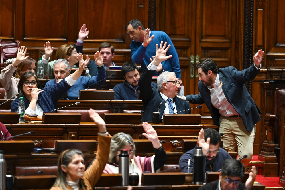 Η κάτω Βουλή της Ουρουγουάης ενέκρινε τη νομιμοποίηση της ευθανασίας
