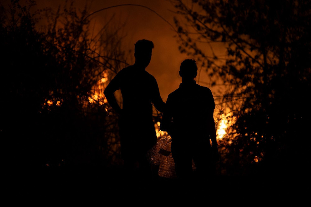 Στο έλεος 20 πυρκαγιών η Ισπανία καθώς η ΕΕ κινητοποιεί εναέριες και επίγειες δυνάμεις