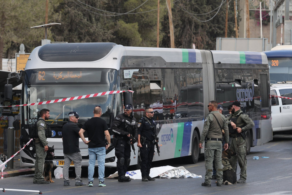 Νεκροί οι δράστες της επίθεσης στην Ιερουσαλήμ - «Βρισκόμαστε σε πόλεμο κατά της τρομοκρατίας» λέει ο Νετανιάχου