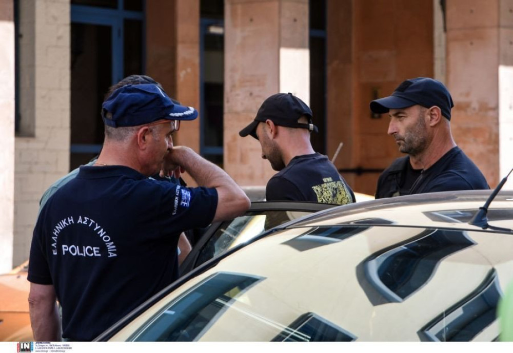 Πάτρα: σήμερα ενώπιον του ανακριτή ο 25χρονος για τον εμπρησμό – Την Κυριακή οι απολογίες των άλλων δύο