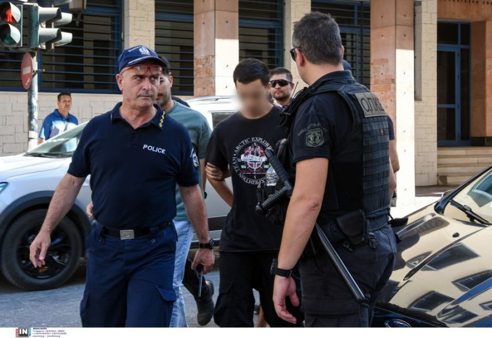 «Πίναμε, λέμε, και κάψαμε»: η κυνικότητα δεν συγχωρείται