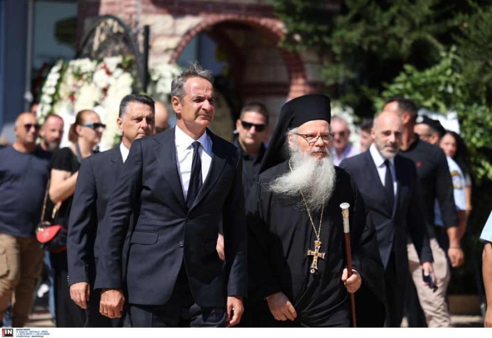 Μητσοτάκης στην κηδεία Βεσυρόπουλου: «Έφυγε το καλύτερο παιδί - Ψηλέ, θα μας λείψεις»