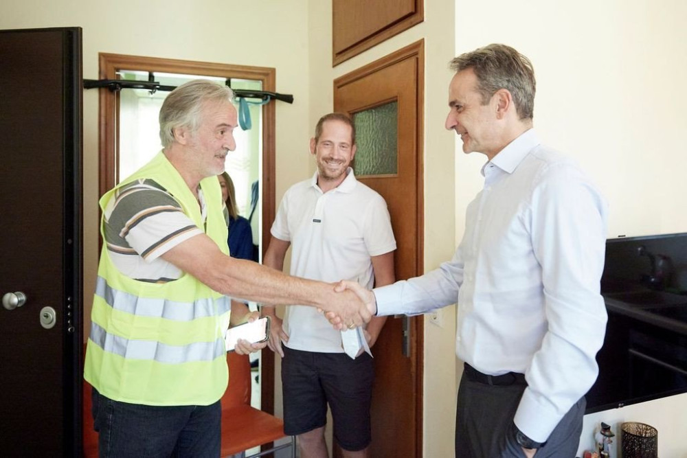 Μητσοτάκης: «Χιλιάδες ασθενείς λαμβάνουν δωρεάν κατ’ οίκον φάρμακα υψηλού κόστους» (photo & video)