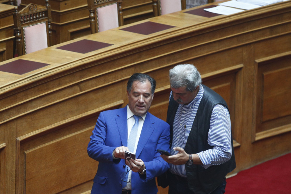 Ο Γεωργιάδης καρφώνει Πολάκη: Η αλήθεια για το Clawback που κατέστρεψε τους μικροβιολόγους