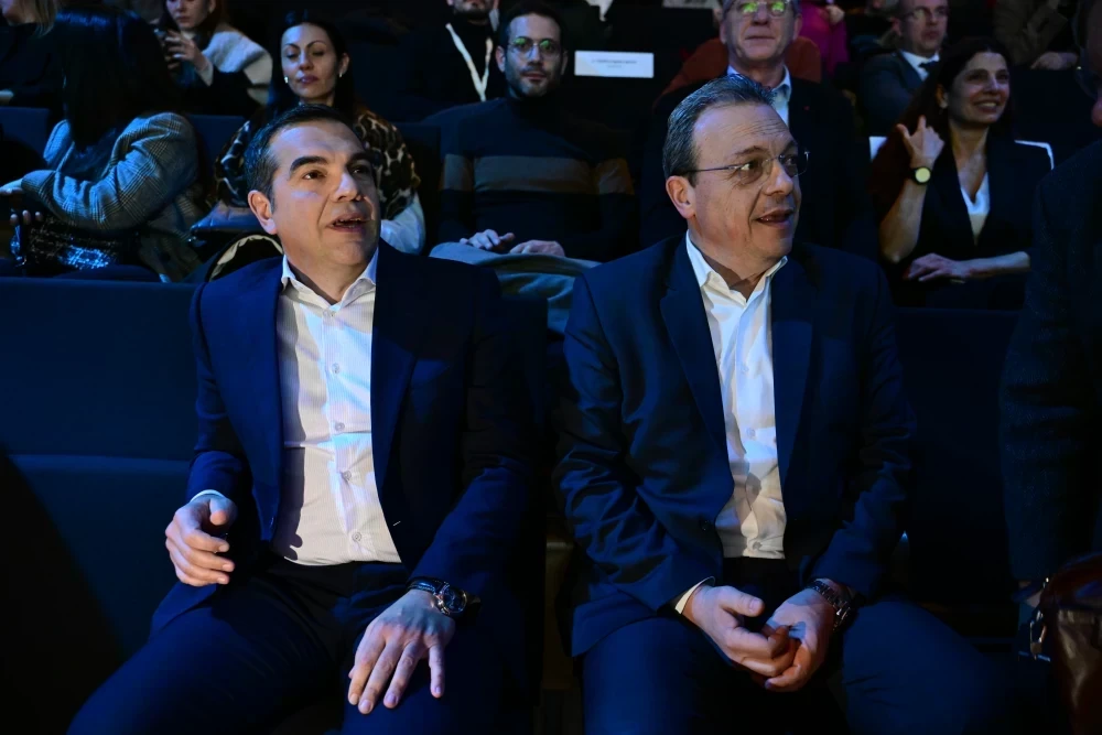 Συναγερμός στον ΣΥΡΙΖΑ για τις κινήσεις του Αλέξη Τσίπρα στη ΔΕΘ: η έκτακτη σύσκεψη και οι αποφάσεις