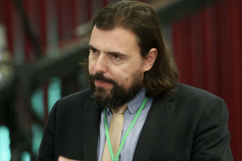 Πέτρος Παππάς: Από ΣΥΡΙΖΑ… στο ΠΑΣΟΚ, αλλά οι λέξεις μένουν πίσω