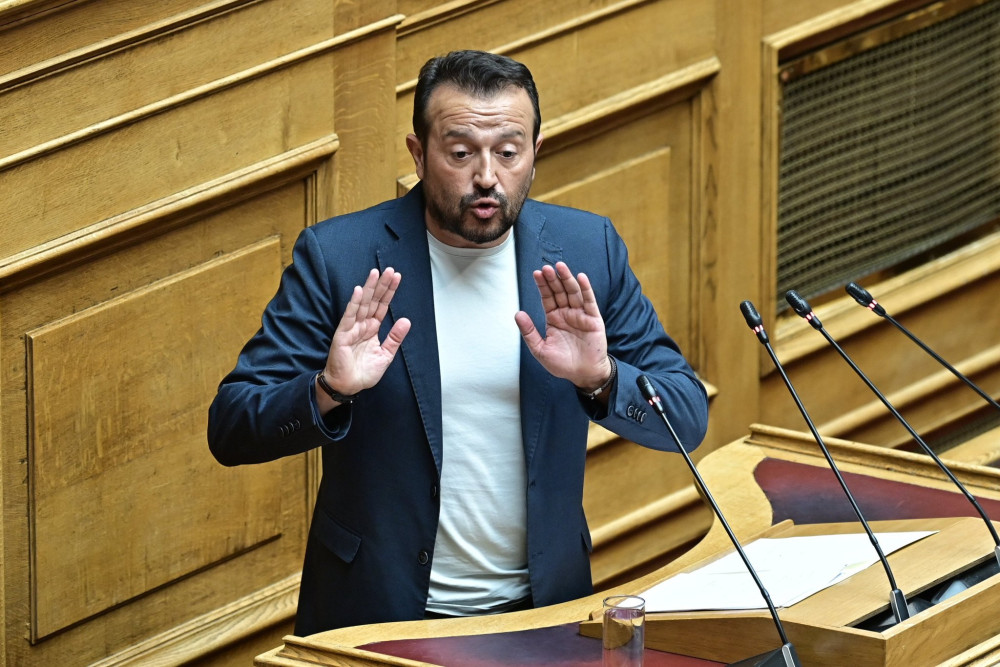 ΔΕΘ 2025: Ο «13-0» Νίκος Παππάς κουνάει το δάχτυλο για τις φοροελαφρύνσεις Μητσοτάκη