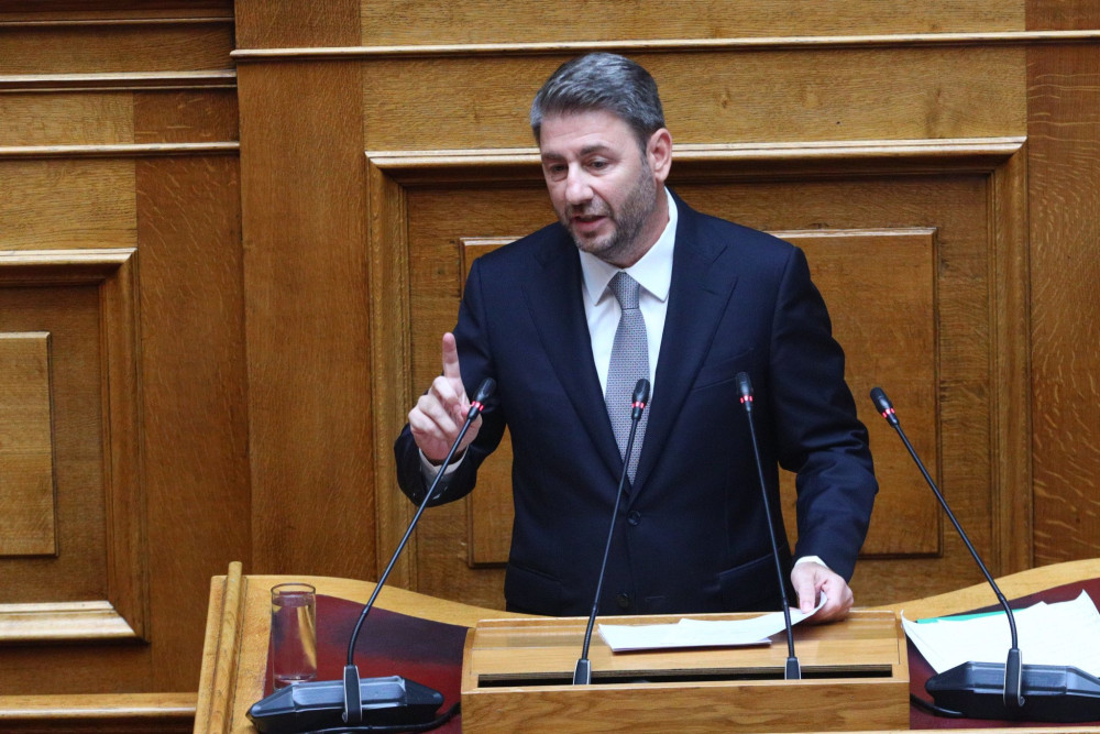 Με τακτική «Τσοβόλα δώσ’ τα όλα» ο Ανδρουλάκης στη ΔΕΘ, υπό το φόβο του Τσίπρα