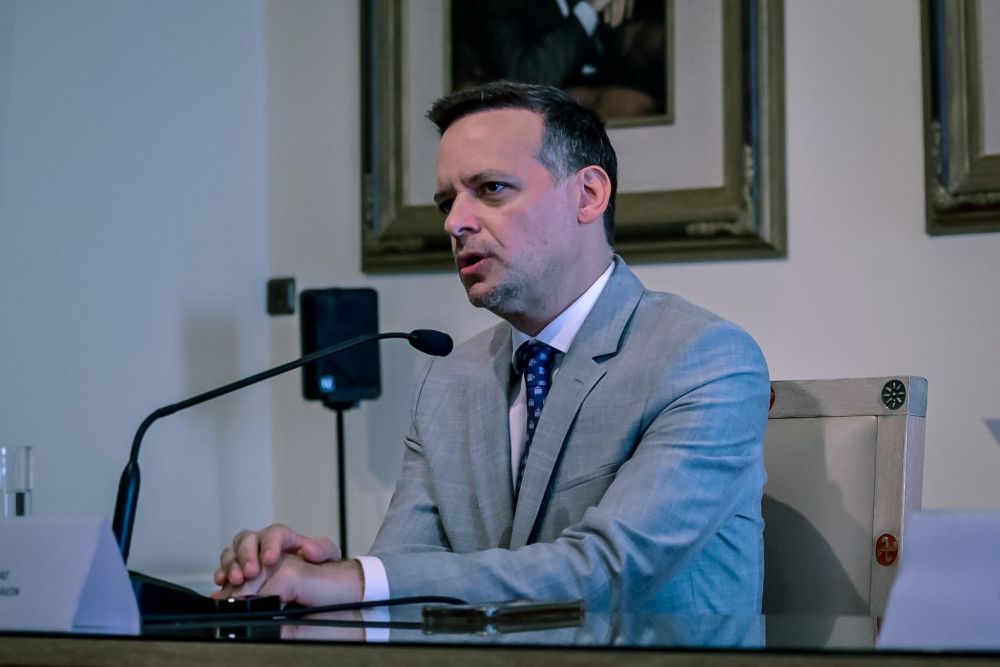 Αιχμηρή κριτική του Σταμάτη Ζαχαρού στον Χάρη Δούκα για Βασιλίσσης Όλγας: Άλλα έλεγε πριν, τώρα πανηγυρίζει (video)