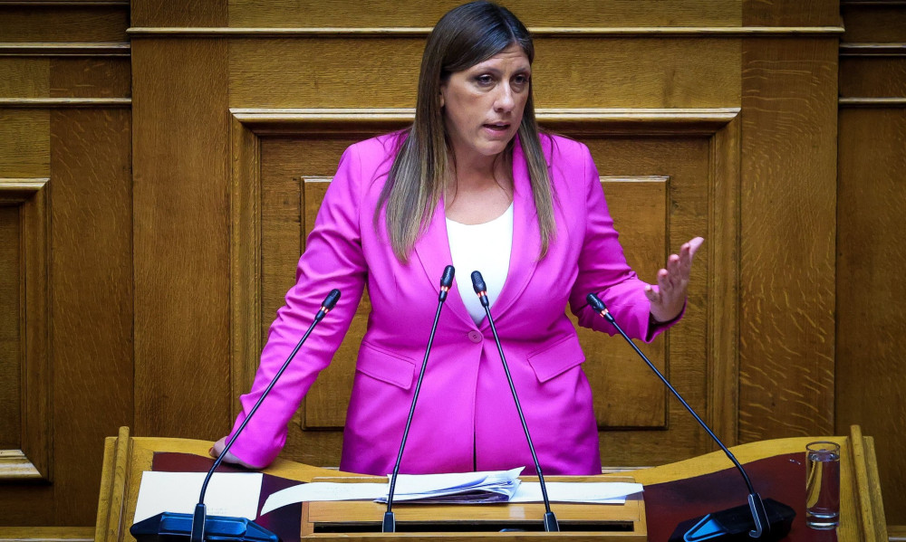 Ζωή Κωνσταντοπούλου: Η πολιτική θεατρική παράσταση πάνω στην τραγωδία των Τεμπών