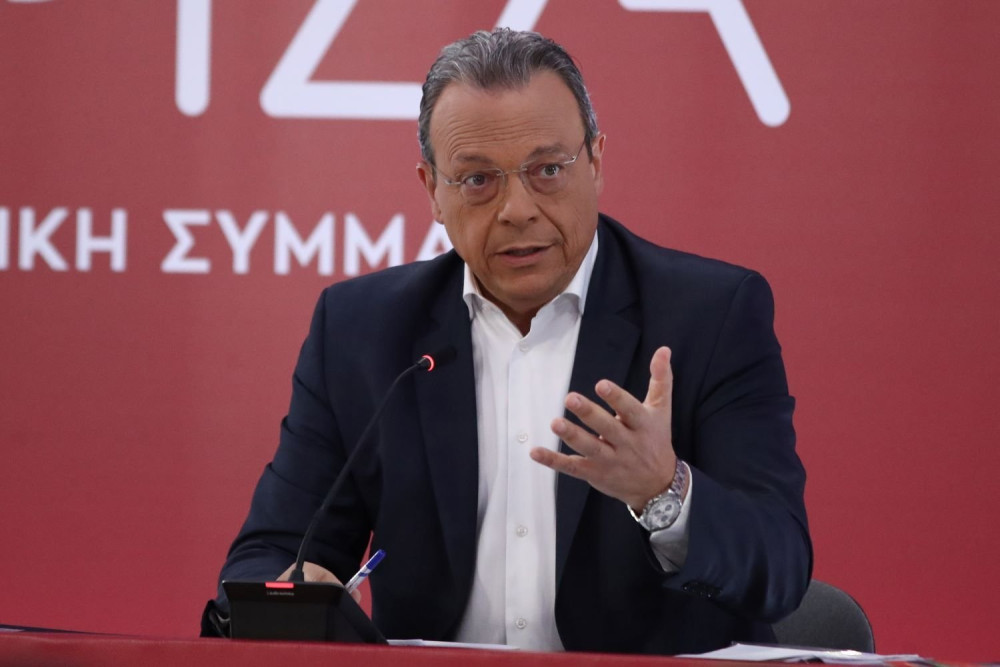 Φάμελλος: Ο αρνητής της πραγματικότητας