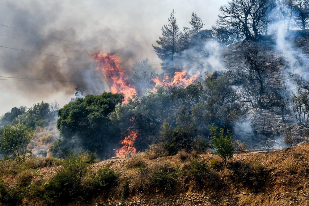 Πολύ υψηλός κίνδυνος πυρκαγιάς αύριο (24&#x2F;8) σε Ρόδο, Σάμο, Ικαρία - Σε ετοιμότητα Πυροσβεστική και Πολιτική Προστασία