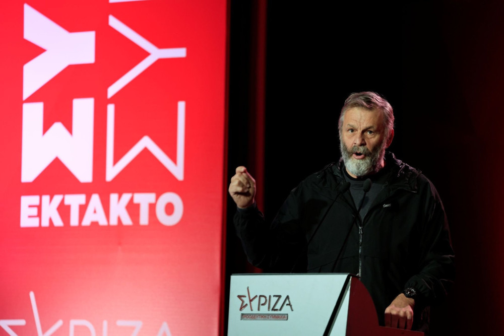 Διακοπάρες στη Μύκονο για τον σύντροφο Γκλέτσο που «τελείωσε» από την πολιτική