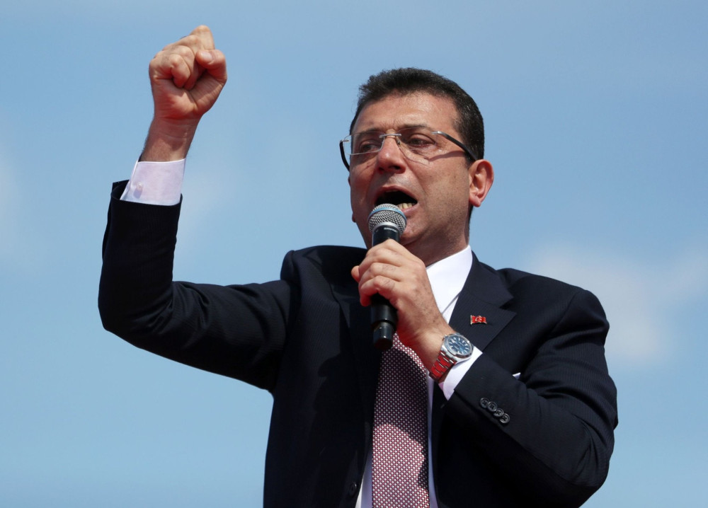 Ιμάμογλου: Έτοιμος να στηρίξει άλλον υποψήφιο αν του απαγορευτεί η κάθοδος στις εκλογές