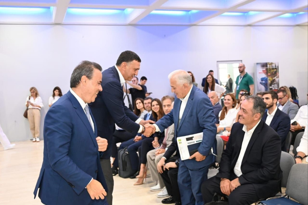Κικίλιας: Συνάντηση με ψαράδες για τα θαλάσσια πάρκα και την ενίσχυση της αλιευτικής δραστηριότητας