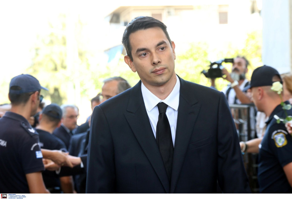 Συγκινητικό μήνυμα του Κώστα Σαμαρά δύο ημέρες μετά την κηδεία της αδελφής του Λένας