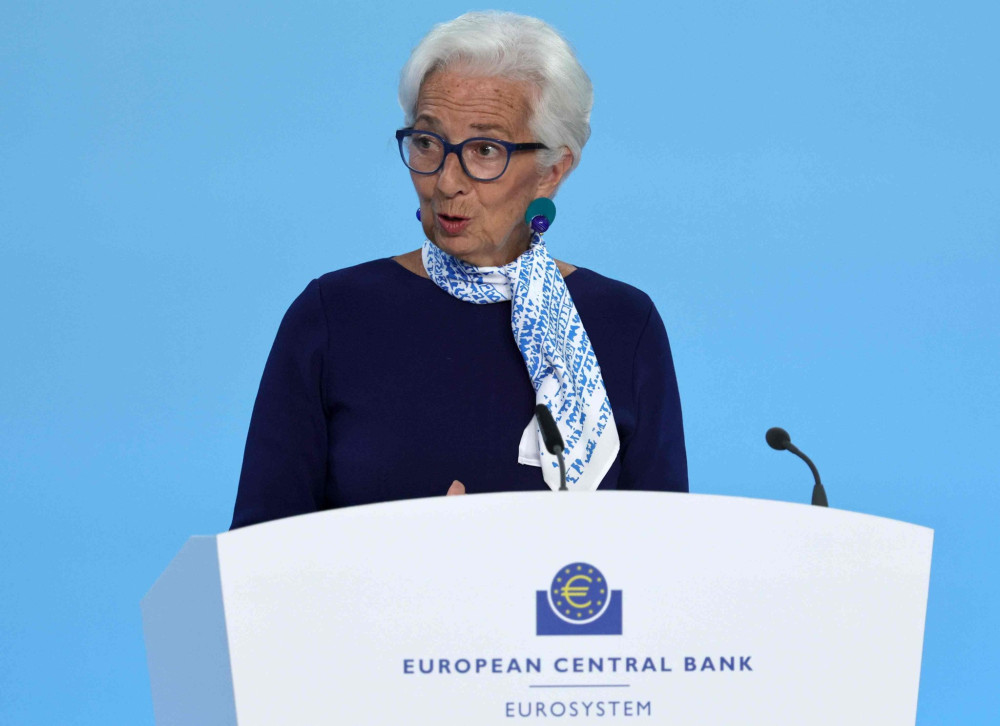 Η Γαλλία στο μάτι του κυκλώνα: Τι είπε η πρόεδρος της ΕΚΤ για ομόλογα και αστάθεια