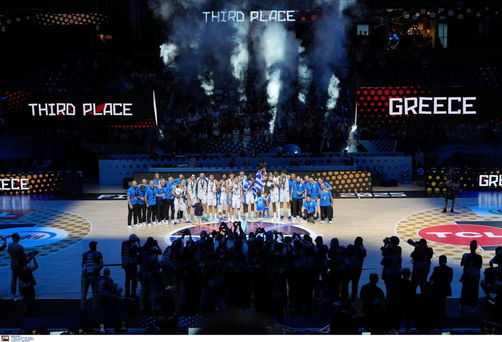 EuroBasket 2025: Ο πολιτικός κόσμος συγχαίρει την επίσημη αγαπημένη ομάδα