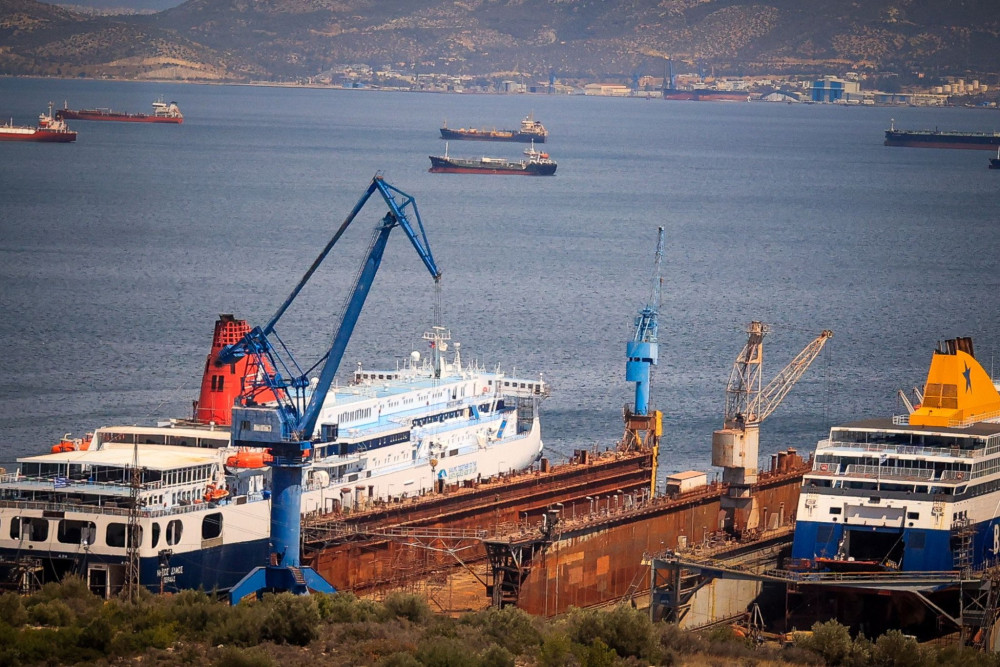 Ναυπηγεία Σαλαμίνας: παράδοση τεσσάρων τμημάτων για τη γαλλική φρεγάτα «Admiral Castex»