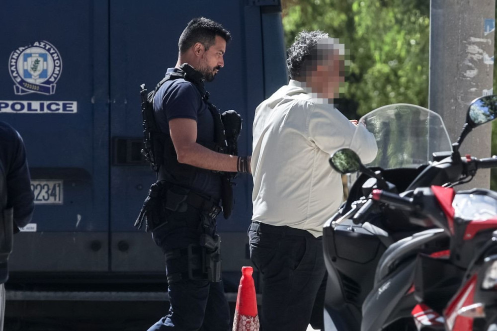 Στη φυλακή ο 48χρονος υπάλληλος του Δήμου Παλλήνης για τους τέσσερις εμπρησμούς