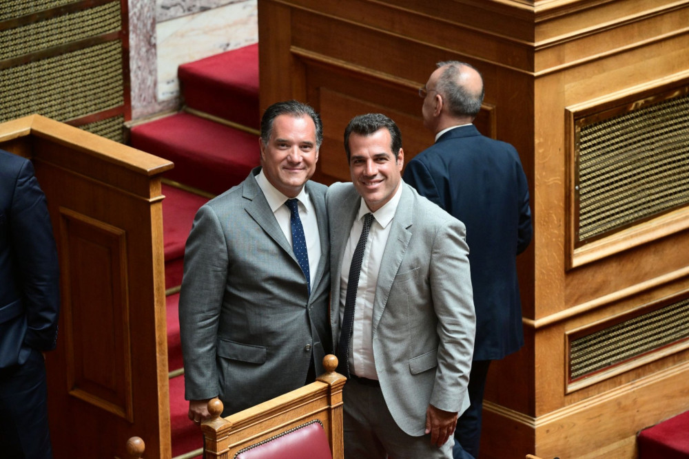 Πλεύρης-Γεωργιάδης: Υπέγραψαν απόφαση για νέο πλαίσιο στη διαπίστωση της ανηλικότητας αιτούντων άσυλο