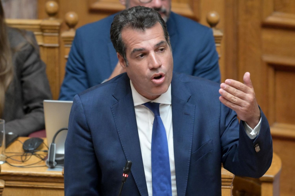 Ο Πλεύρης διαλύει το αφήγημα Κωνσταντοπούλου: «Υπερασπίστηκε τον Mr Bitcoin, όχι τους πρόσφυγες»