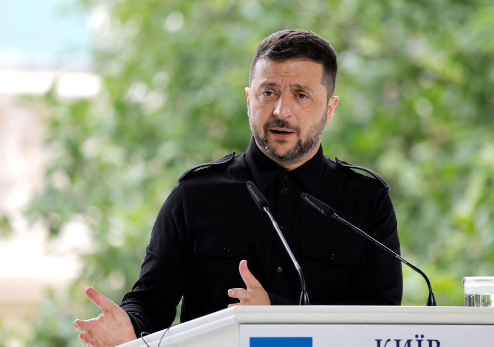 Πρόσθετη εξοπλιστική στήριξη 500 εκατ. ευρώ του Καναδά στον Ζελένσκι - Η απάντηση Λαβρόφ στις εγγυήσεις ασφαλείας από το ΝΑΤΟ