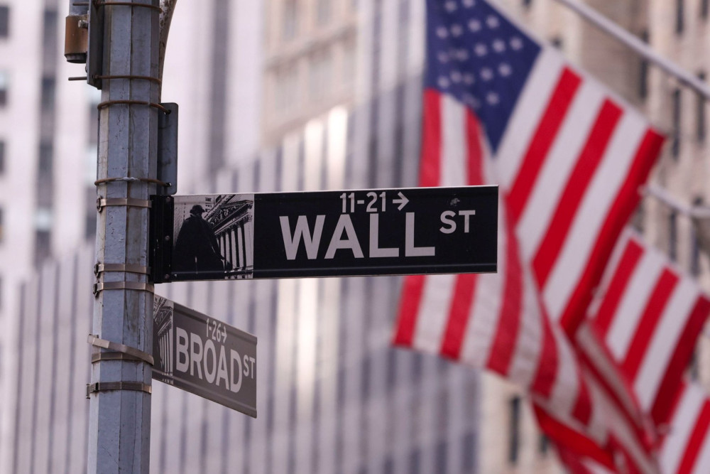 Reuters: ο κίνδυνος για την Wall Street από την επίθεση Τραμπ στην Goldman Sachs